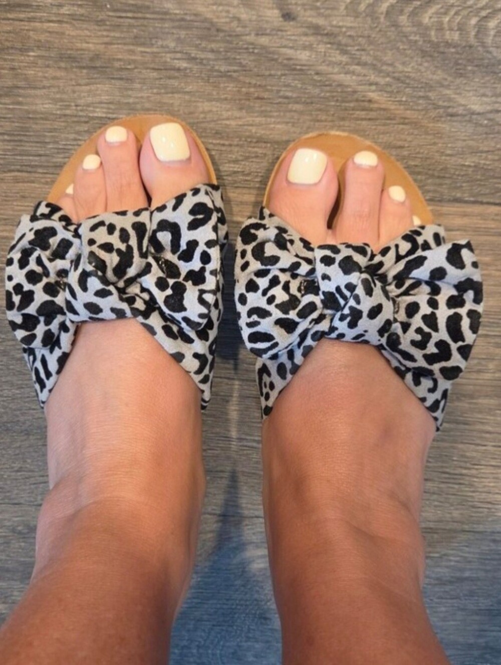 Leopard Bow Slide Sandals in White/Black - Casual Women’s Slides